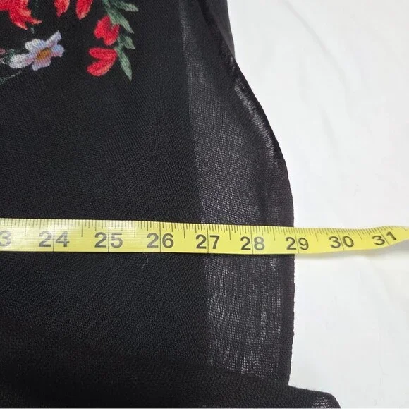 Floral Print Fringed Black Pashmina Wrap - Picture 8 of 13